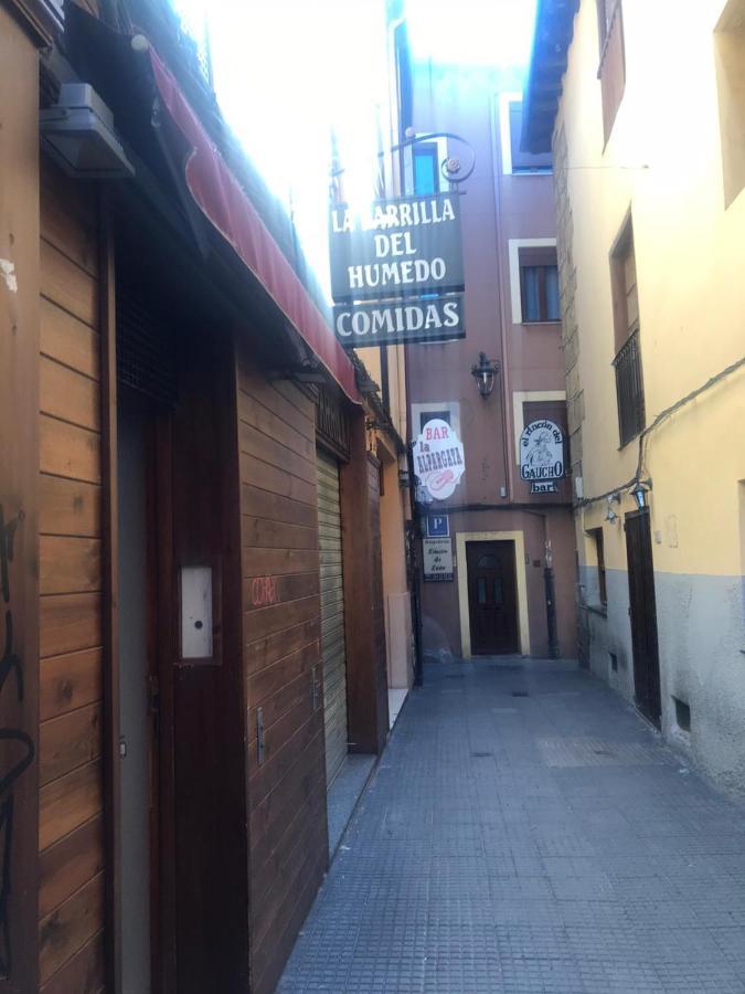 Apartamentos Barrio Humedo Catedral 2 莱昂 外观 照片