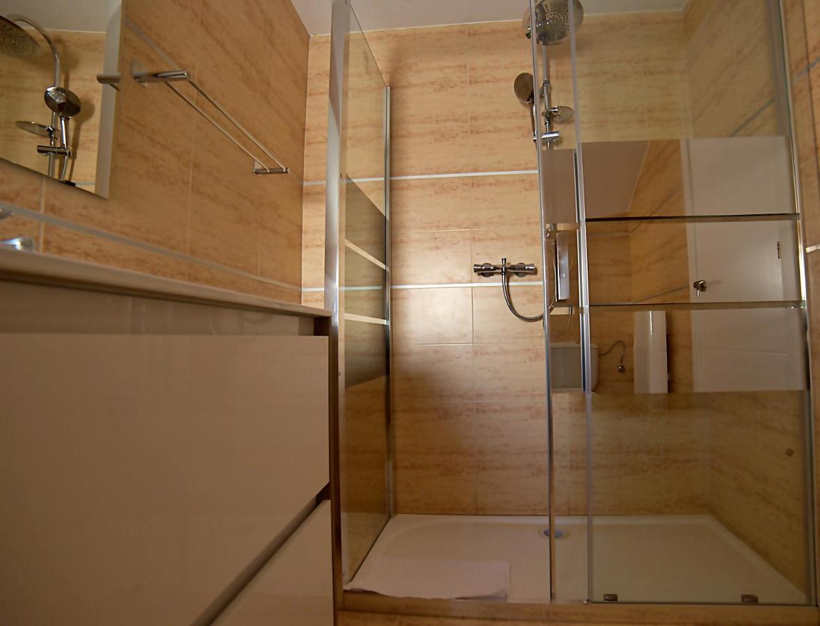 Apartamentos Barrio Humedo Catedral 2 莱昂 外观 照片
